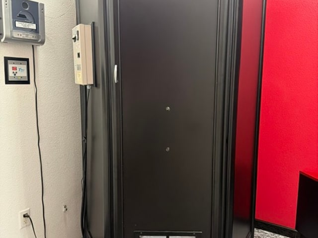 The Hex Stand Up tanning unit at Guilty Tans in Cathedral City