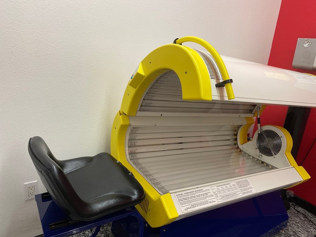 The Legacy Leg Tanner tanning unit at Guilty Tans in Cathedral City